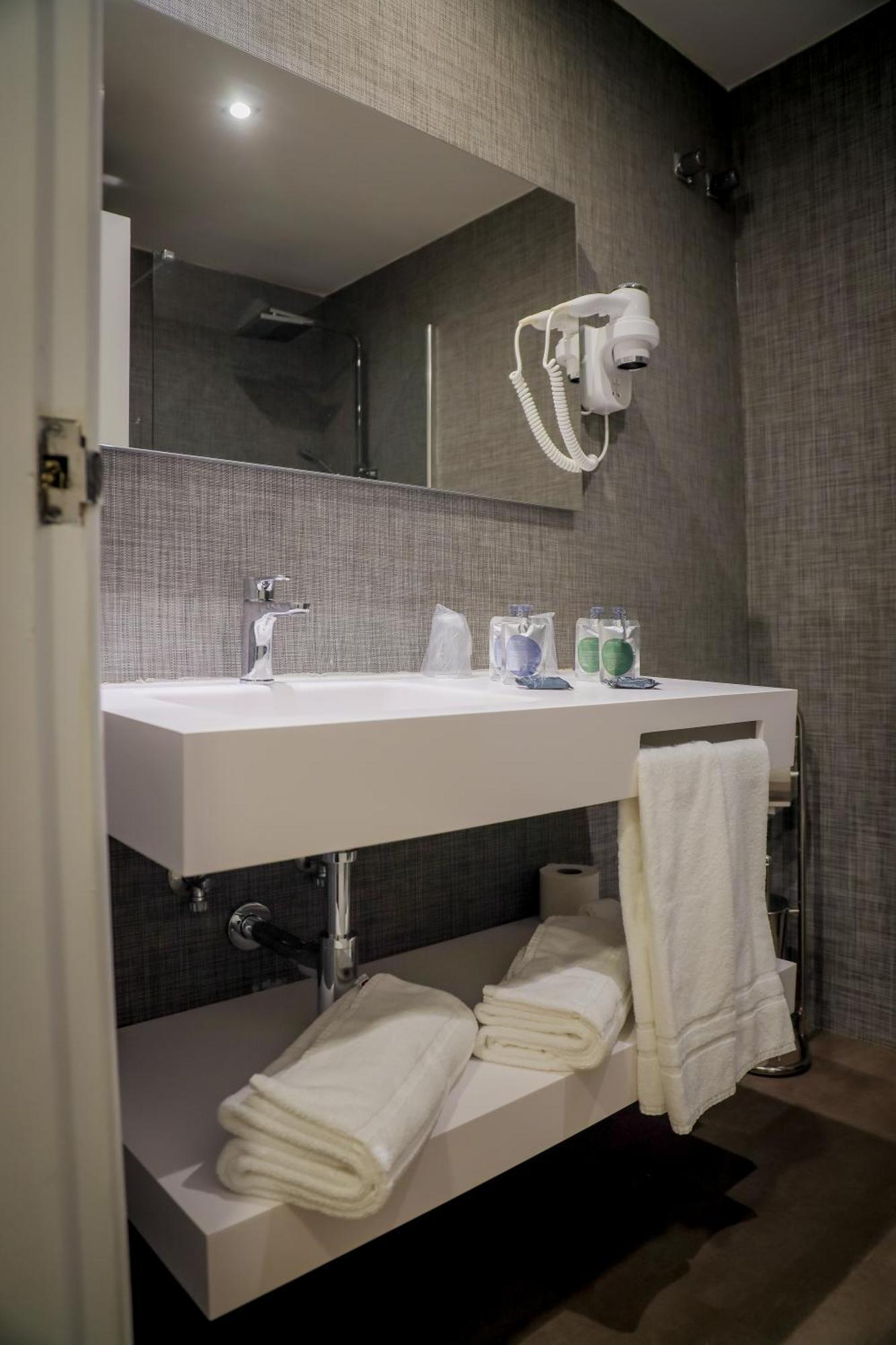 Hotel Lara Valenca Zewnętrze zdjęcie